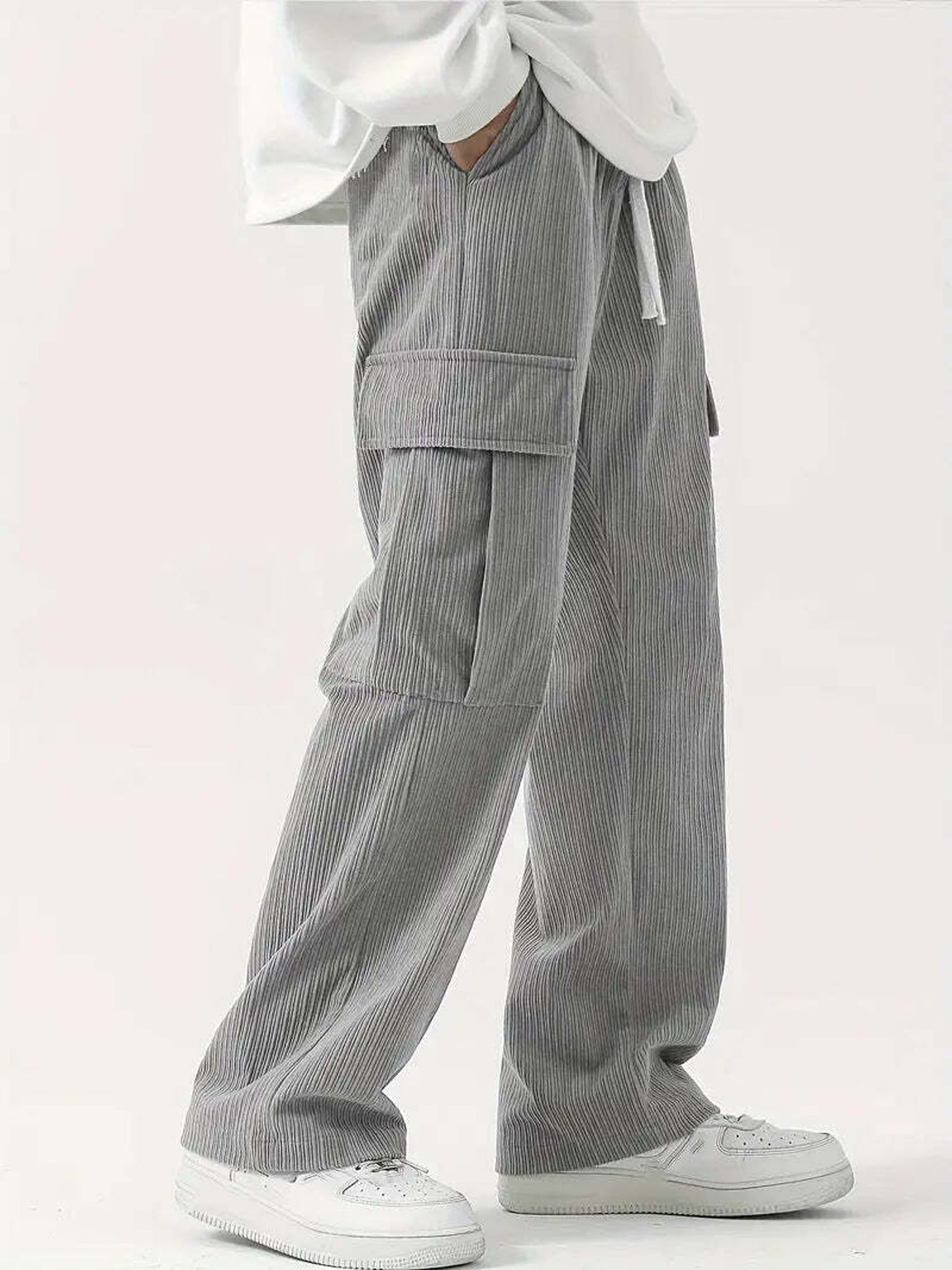 Men's Regular Fit Cotton Cargo Pants with Multiple Pockets