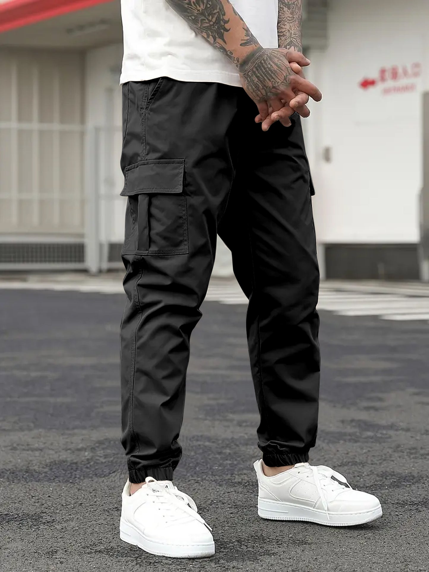 Men's Regular Fit Cotton Cargo Pants with Multiple Pockets