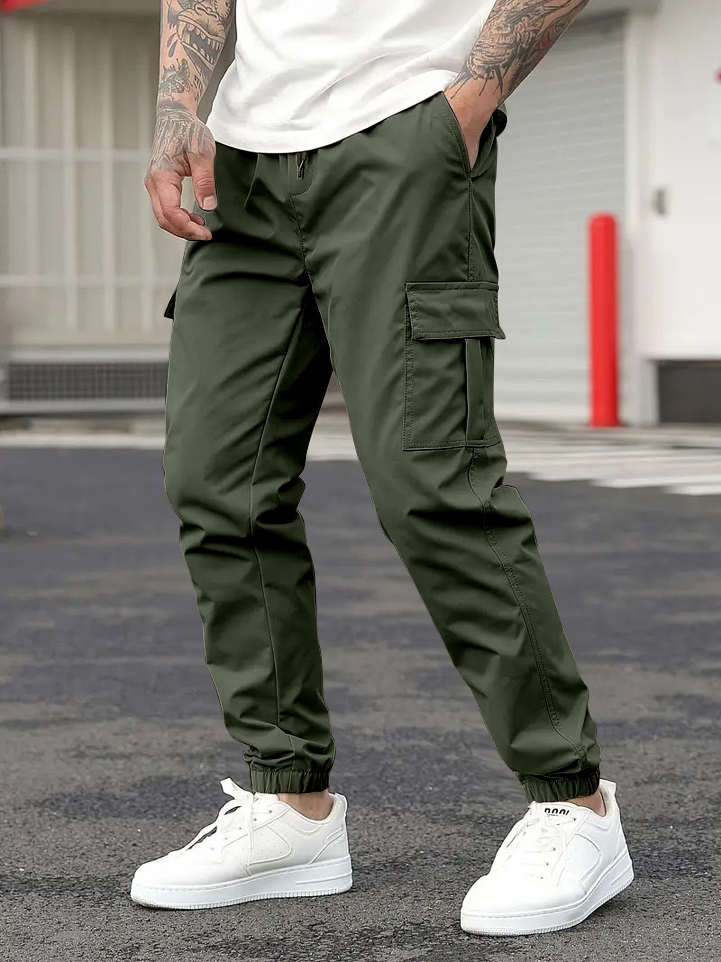 Men's Regular Fit Cotton Cargo Pants with Multiple Pockets