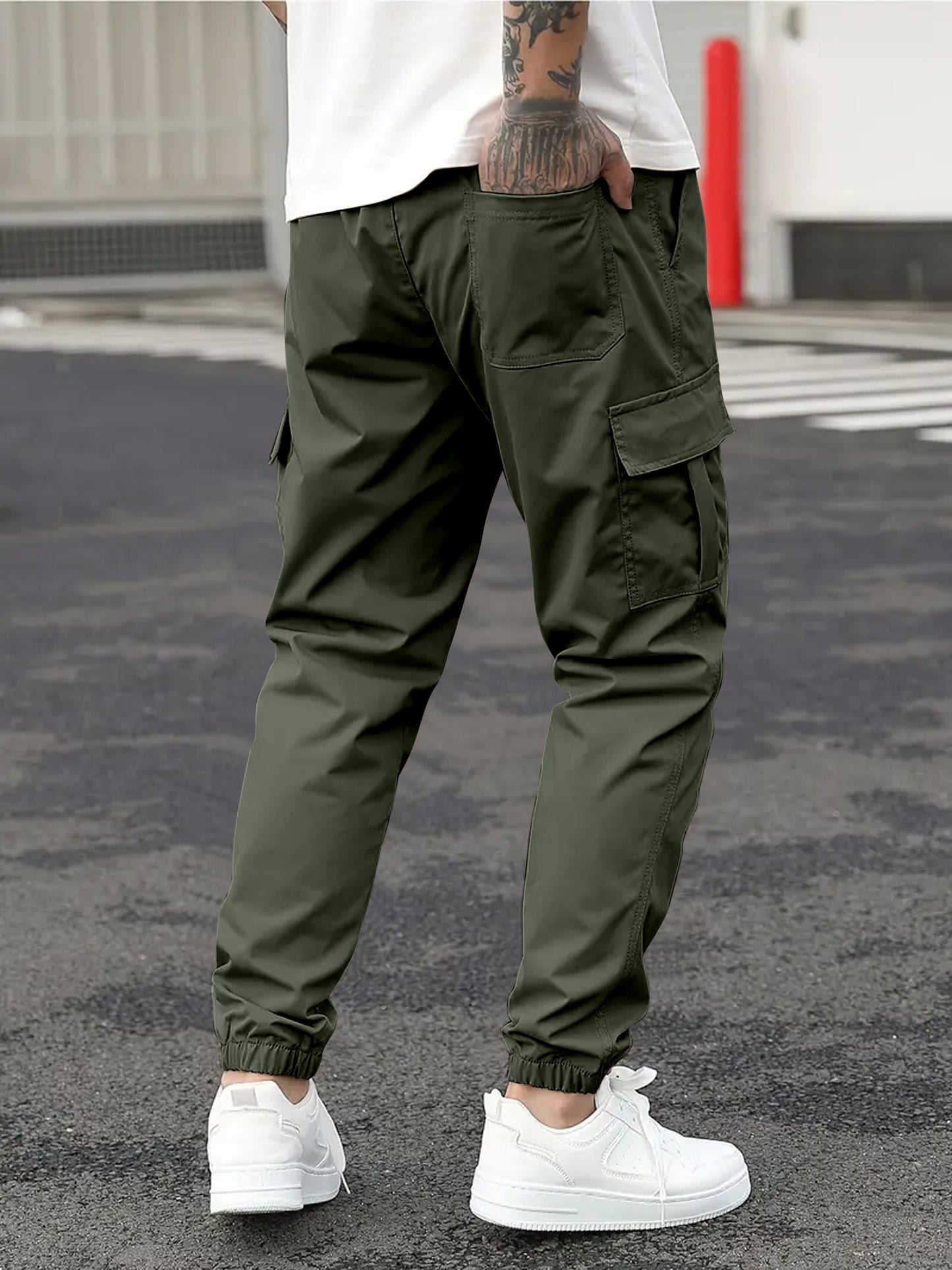 Men's Regular Fit Cotton Cargo Pants with Multiple Pockets